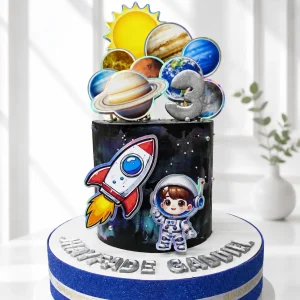 Galaxy Birthday Cake | Astronaut & Outer Space Cake | 01