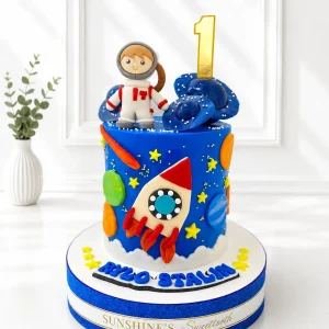 Galaxy Birthday Cake | Astronaut & Outer Space Cake | 02