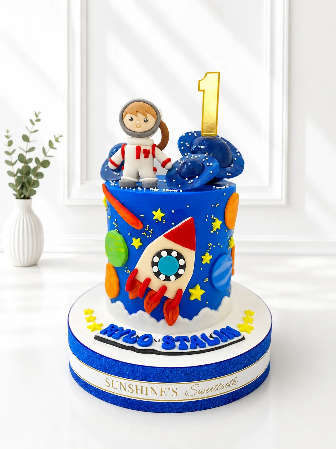 Galaxy Birthday Cake | Astronaut & Outer Space Cake | 02