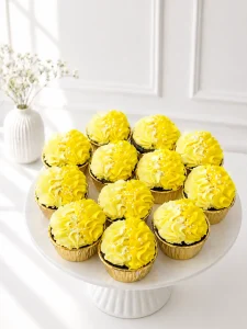 Yellow Buttercream Cupcakes | 6-Piece Set | 01