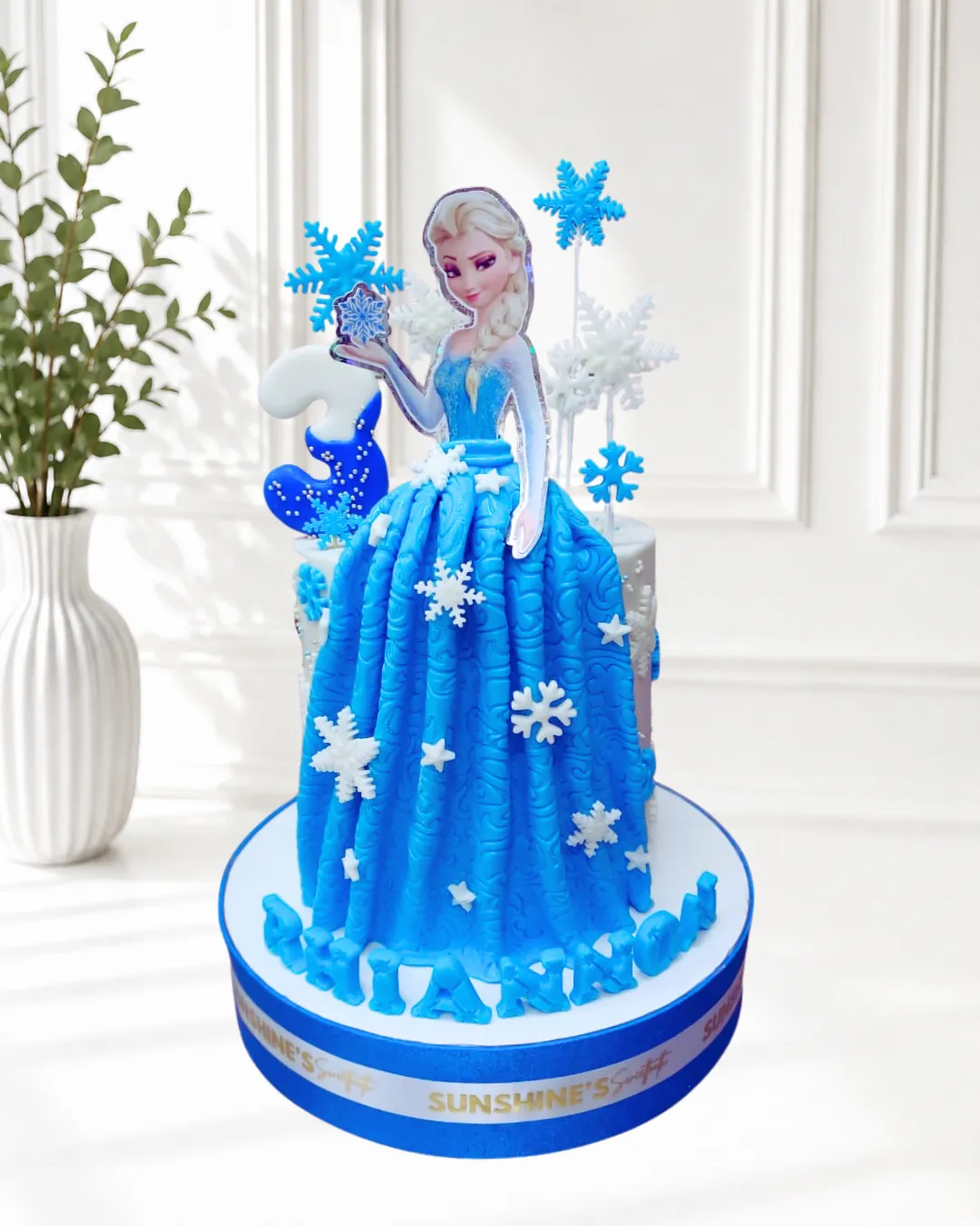Frozen Birthday Cake | Elsa, Anna & Olaf Theme Cake | 01