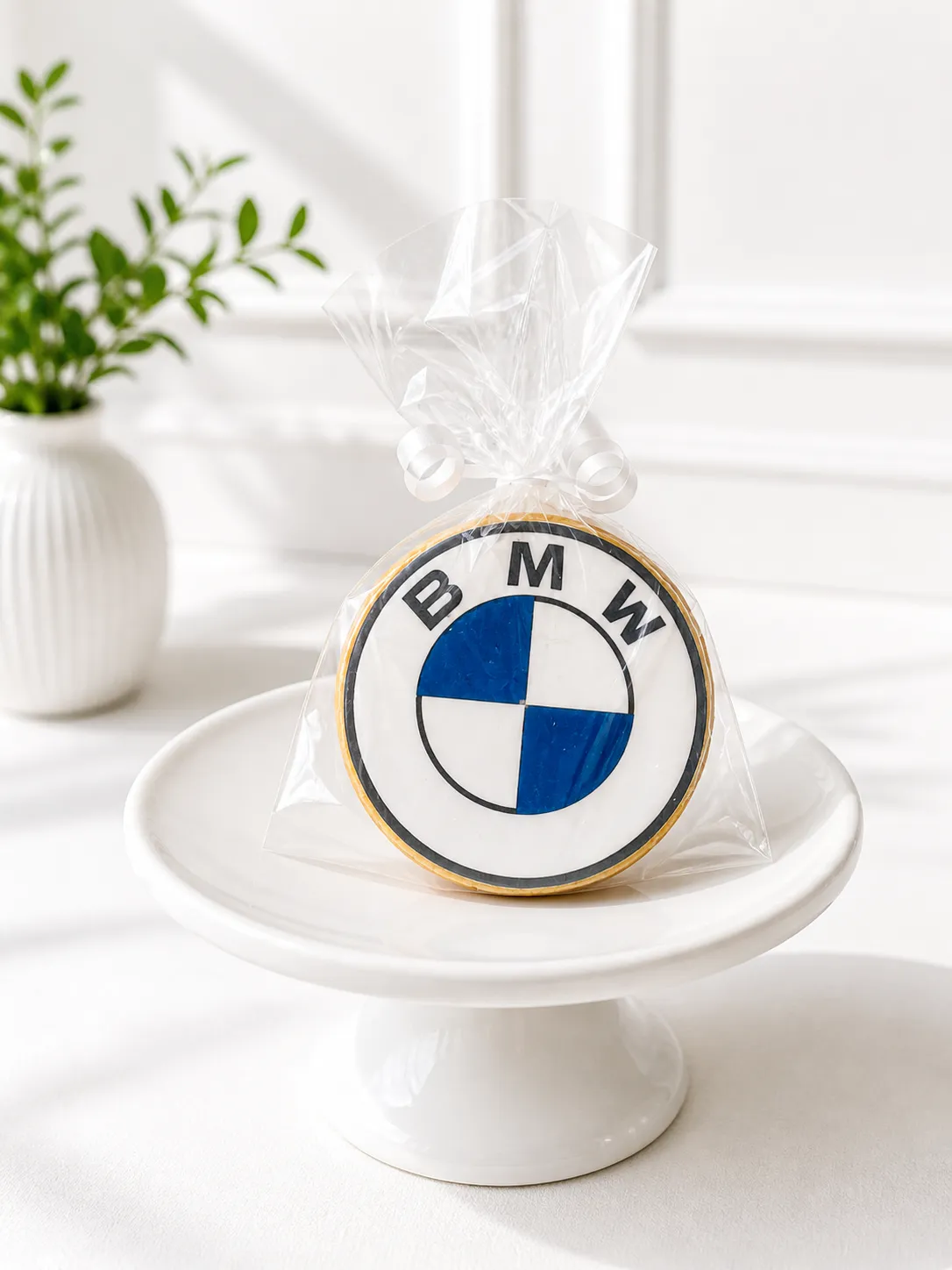 BMW Logo Cookies | Branded Sugar Cookies | 6-Piece Cookie Set | 02
